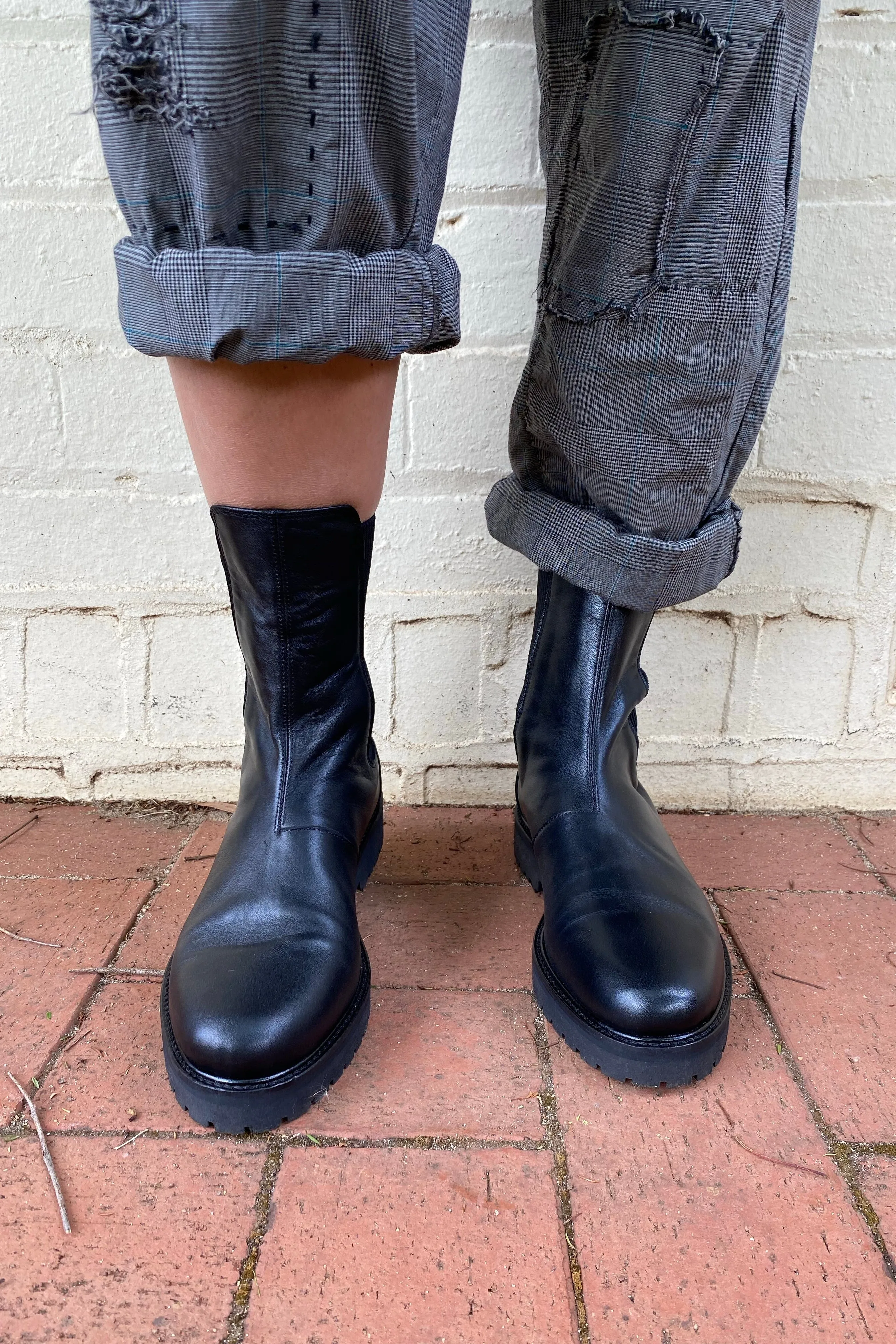 ANETA BOOT - RABENS SALONER