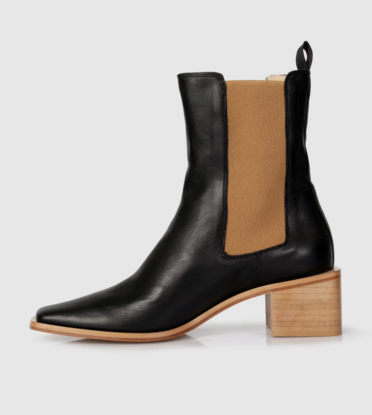 Arolie Chelsea Boots by Beau Coops