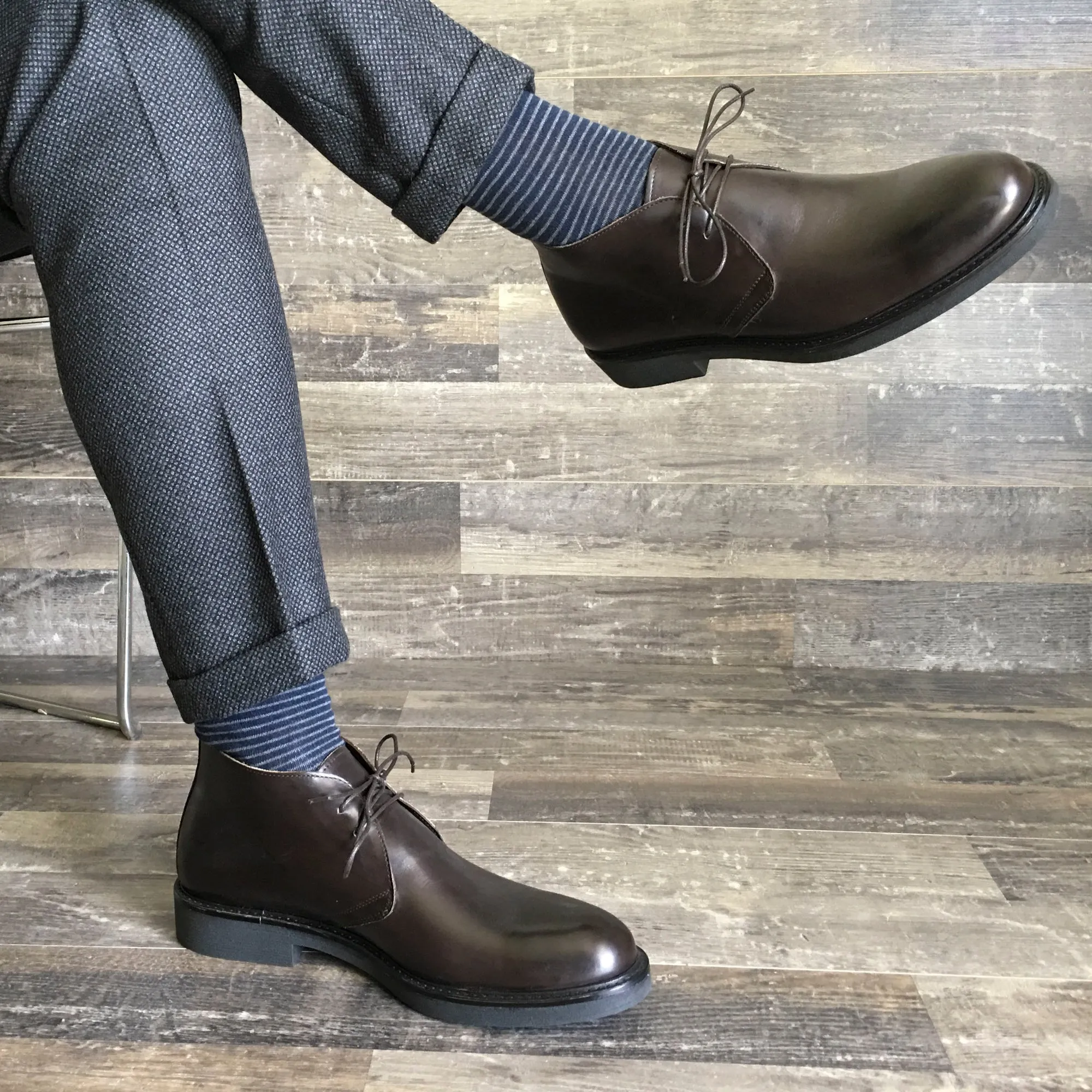 Chukka boot dark brown