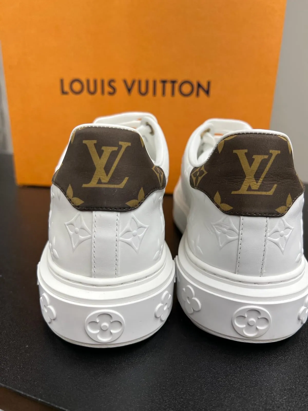 LOUIS VUITTON EMBOSSED MONOGRAM LAMBSKIN LEATHER TIMEOUT SNEAKERS