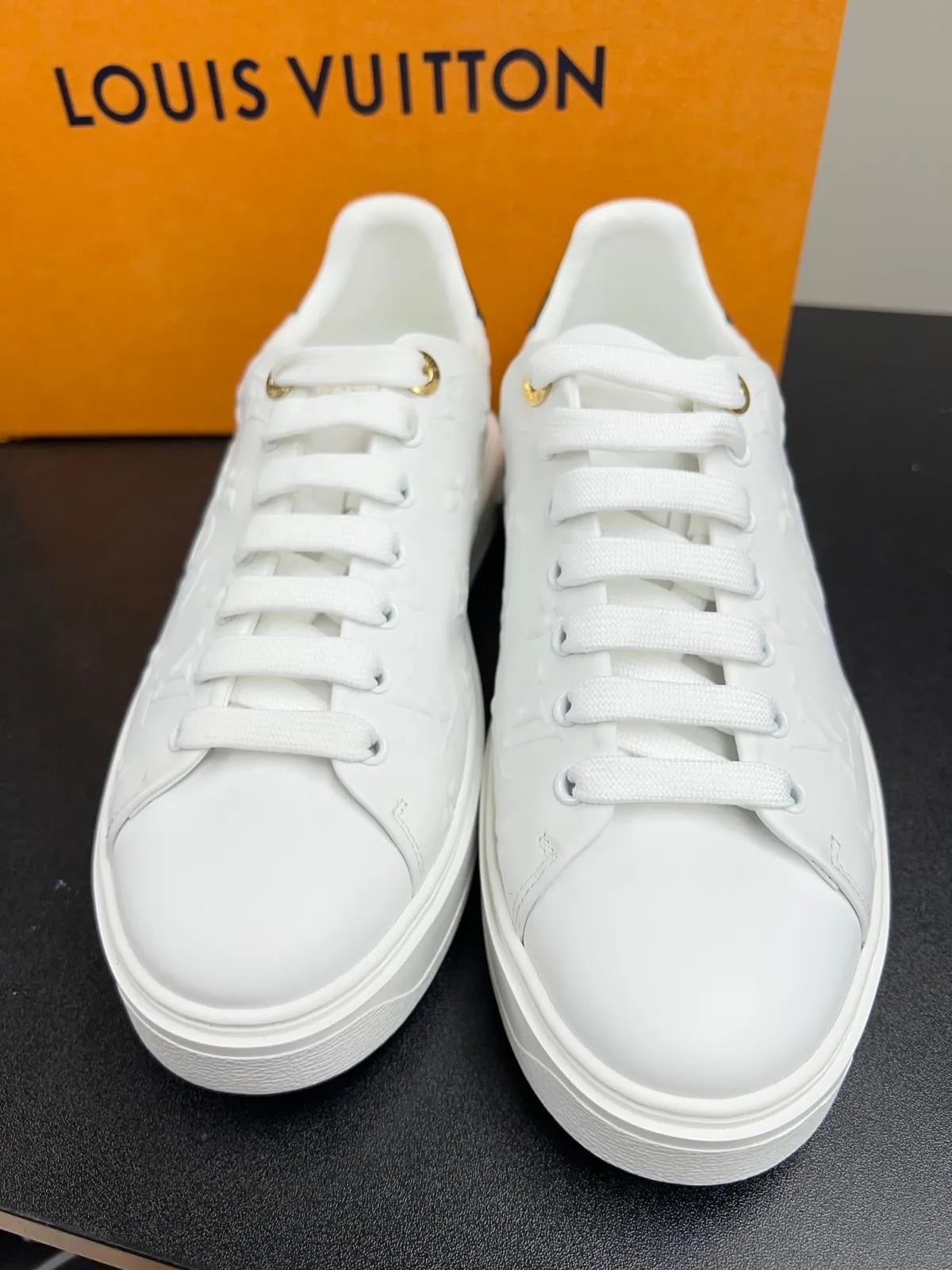 LOUIS VUITTON EMBOSSED MONOGRAM LAMBSKIN LEATHER TIMEOUT SNEAKERS