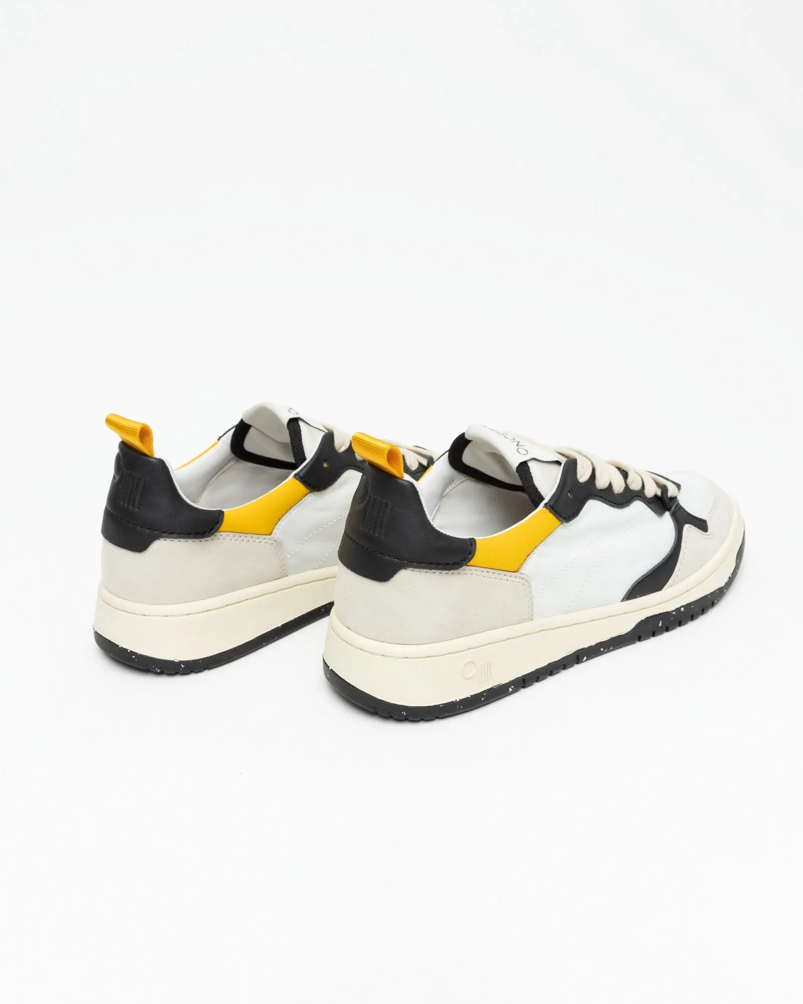 Oncept Phoenix Sneaker