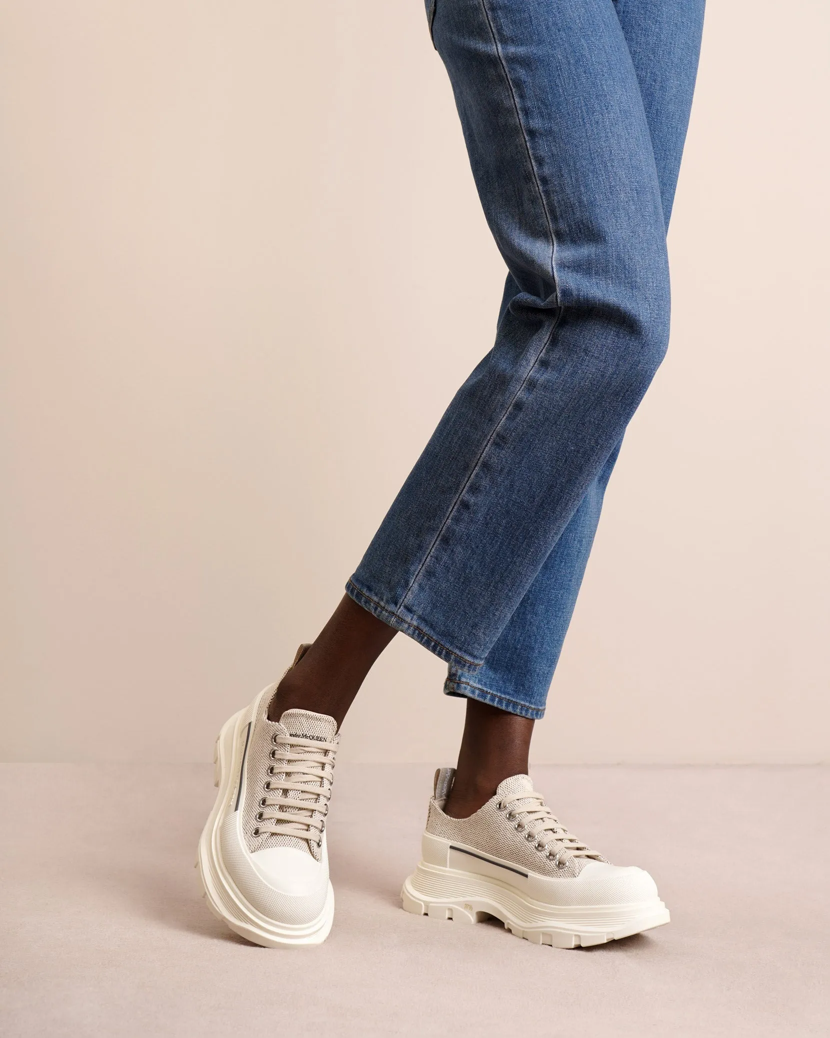 Tread slick natural canvas low top