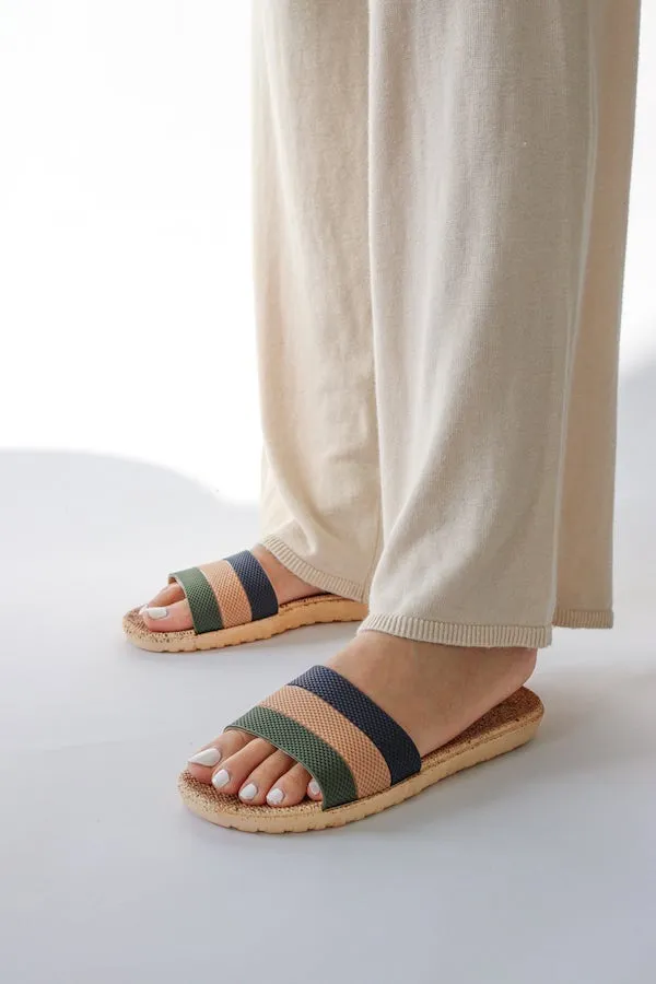 Viny - Women's Beach Slides